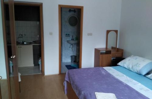 Seline House | Holiday Home in Starigrad near Paklenica