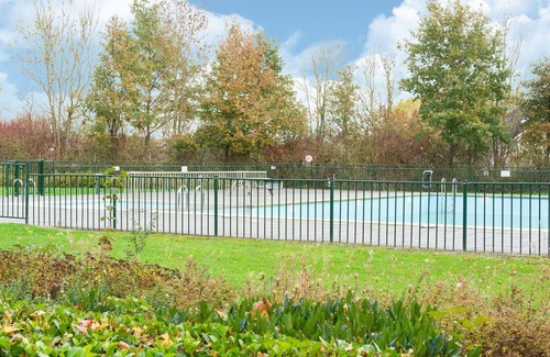 Zeewolde House | Holiday Home in Zeewolde near Forest