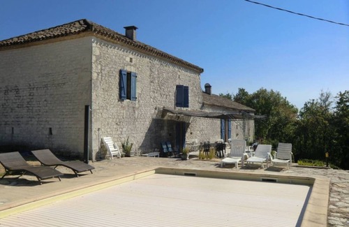 Fauroux House | Holiday Home 'La Boissière' with Private Pool, Wi-Fi and Air Conditioning