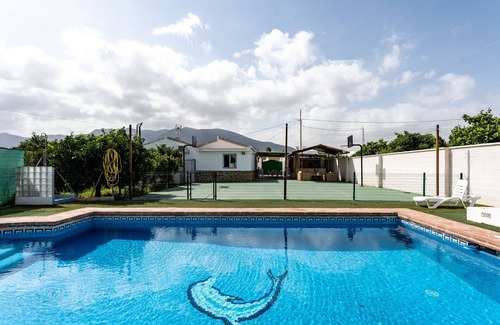 Alhaurin el Grande House | Holiday Home “La Casa de los Recuerdos” with Mountain View, Pool & Terrace