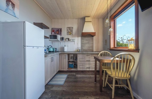 Tejina House | Holiday Home 'Las Hermanas I' with Sea and Mountain View, Shared Pool & Garden