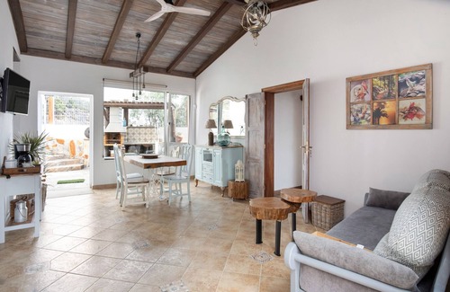 Jedey House | Holiday Home 'Las Golondrinas - B' with Sea View, Private Terrace and Wi-Fi
