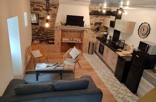 Brelevenez House | Holiday Home 'Maison À Lannion'