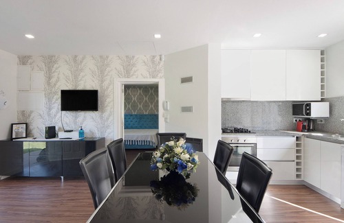 Esposende House | Holiday Home 'Moradia Pinheiro Manso' with Private Pool, Private Terrace and Wi-Fi