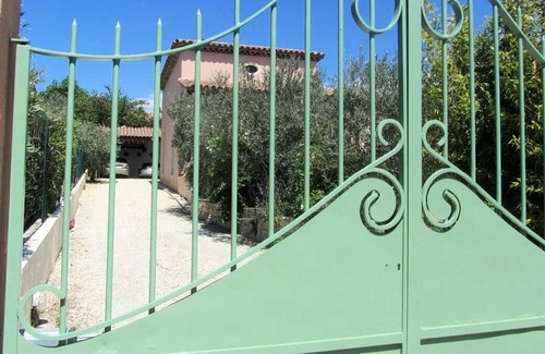 Coudoux Villa | Holiday home near Aix-en-Provence, private pool, village foot access