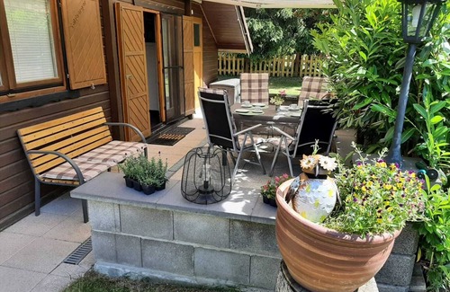 Drognitz House | Holiday Home 'Obert - Drognitz' with Private Terrace, Shared Garden and Wi-Fi