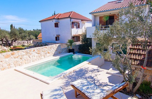Drvenik Mali House | Holiday home Predrag, (14832), Drvenik Mali, hr