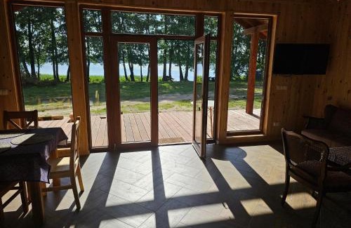 Szczecinek House | Holiday home right on the lake shore