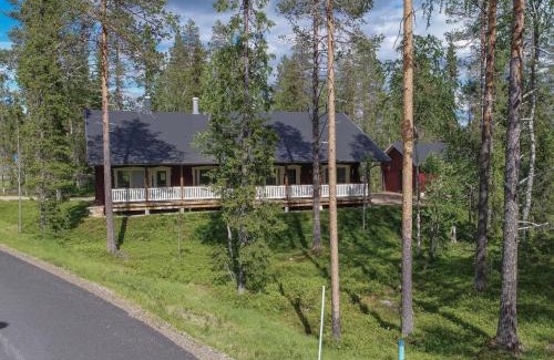 Yllas House | Holiday Home Sammalkaltio 2 by Interhome