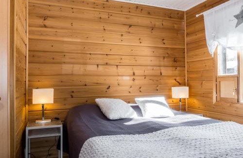 Lampivaara House | Holiday Home Villa aihki by Interhome