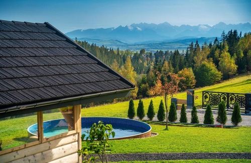 Nowy Targ House | Holiday home with relaxation in the jacuzzi