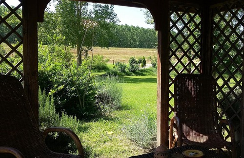 Bondeno Apartment | Holiday house by the river Po and surrounded by green in Emiliana