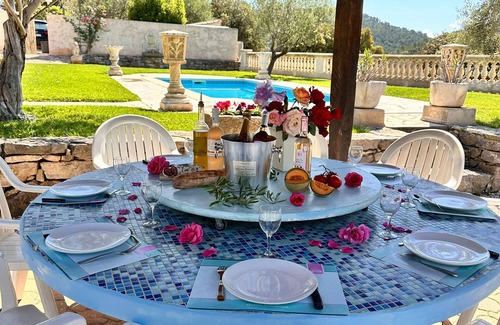 Cabasse House | Holiday house Cabasse for 1 - 6 persons with 3 bedrooms - Holiday house