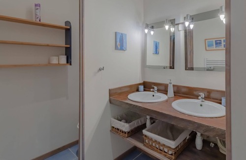 Sainte-Mondane House | Holiday house Carlux for 1 - 7 persons with 3 bedrooms - Row house