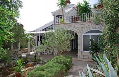 Vela Luka House | Holiday house in Tri Porte Potirna with sea view, terrace, air conditioning, WiFi 166-1