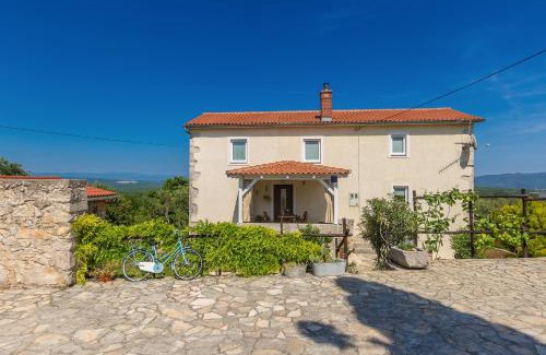 Salatic House | Holiday house JELE