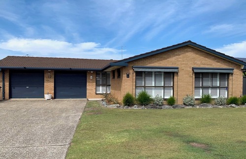 Port Macquarie House | Holiday House on Hibbard Canal