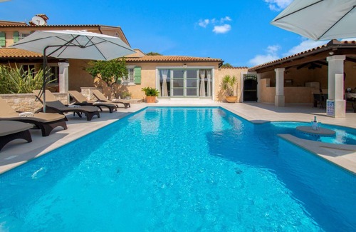 Trgetari House | Holiday house Rasa for 1 - 8 persons with 4 bedrooms - Holiday home