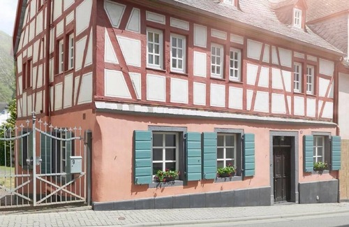 Karden House | Holiday house Treis-Karden for 1 - 12 persons with 6 bedrooms - Holiday home