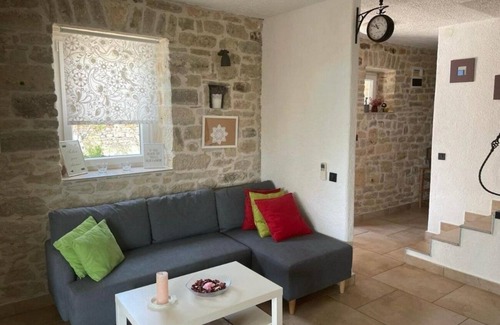 Oklaj House | Holiday house with a swimming pool Puljane, Krka (K-23038)