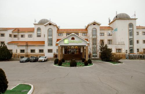 Aktau Hotel | Holiday Inn - Aktau - Seaside by IHG
