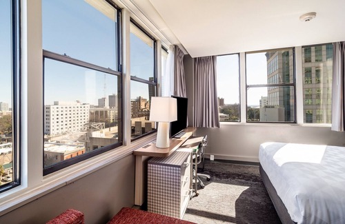 Columbia Hotel | Holiday Inn Columbia - Downtown by IHG
