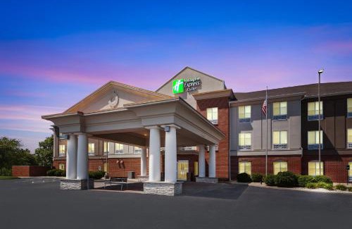Champaign Hotel | Holiday Inn Express Hotel & Suites Urbana-Champaign-U of I Area by IHG