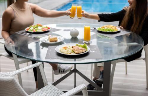 Cavancha Hotel | Holiday Inn Express - Iquique by IHG