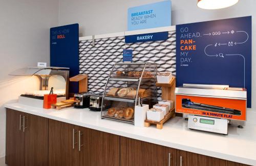 Lodi Hotel | Holiday Inn Express Lodi by IHG