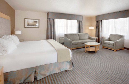 Lighthouse District Hotel | Holiday Inn Express Monterey-Cannery Row by IHG