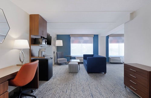Augusta Hotel | Holiday Inn Express & Suites Augusta West - Ft Gordon Area by IHG