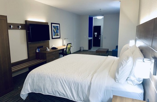 South Side Hotel | Holiday Inn Express Hotel & Suites Corpus Christi by IHG