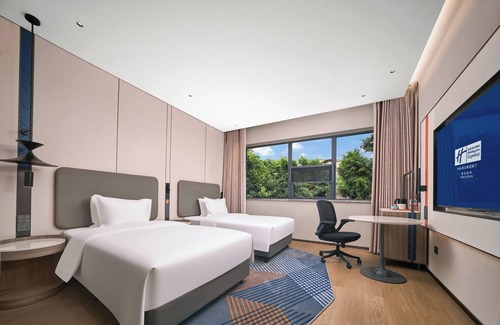 Cuiping District Hotel | Holiday Inn Express Yibin Xuzhou by IHG