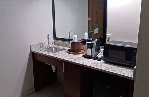 McAllen Hotel | Holiday Inn McAllen – Medical Center Area by IHG