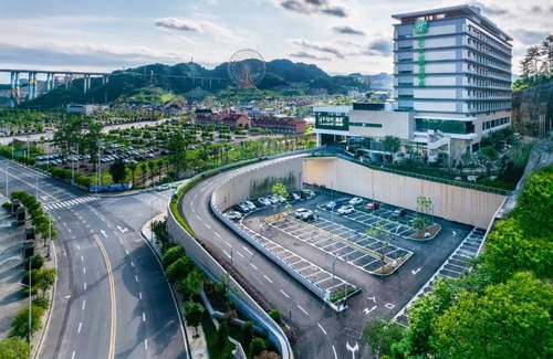 Bijiang District Hotel | Holiday Inn Tongren Wanshan by IHG