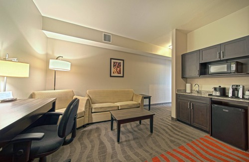 Barker Hotel | Holiday Inn Westway Park by IHG