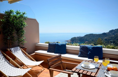 Aiguablava Apartment | Holiday rental apartment with swimming pool in Begur, Aiguablava
