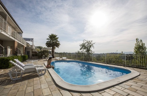 Macerata House | Holiday Residence Belohorizonte