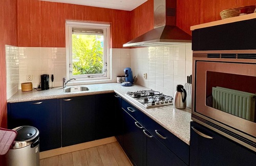 Workum House | Holiday villa Sudersee directly on the water