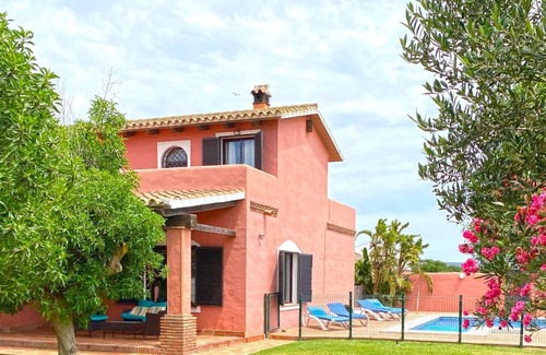 El Palmar Villa | Holiday villa with private pool, at 300 m from the beach.