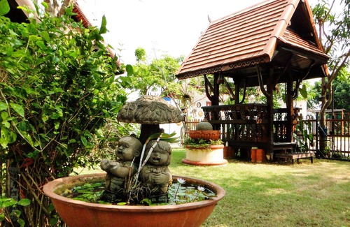 Chiang Mai House | Hom Kamhin - A Local homestay in Chiangmai