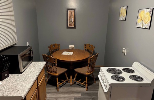 Phillips County House | Home`305 Agra Lodge, House/Garage Over 1,300 Sq.Ft