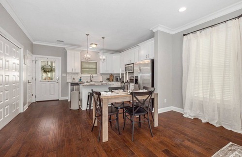 Lake Charles Condo | Home 4 U at Olive Bayou! Downtown Lake Charles