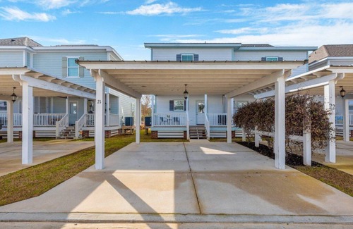 Lake Charles Condo | Home 4 U at Olive Bayou! Downtown Lake Charles