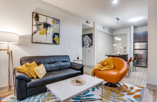 Addison Apartment | Home Away From Home 1BDR Apartment