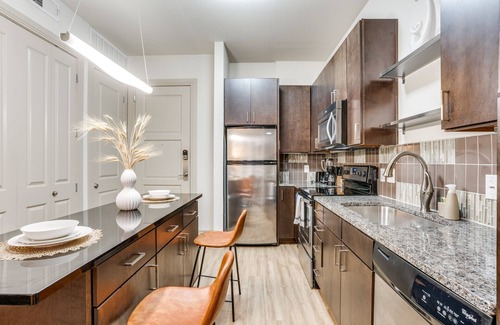 Addison Apartment | Home Away From Home 1BDR Apartment