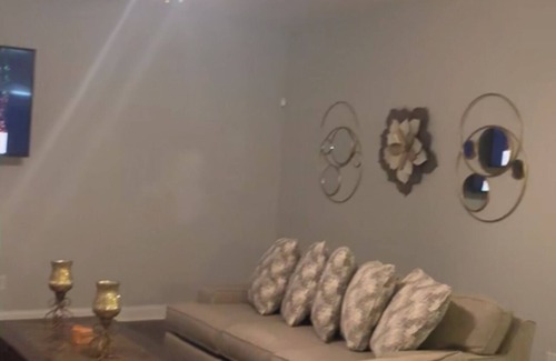 Goose Creek House | Home away from home
