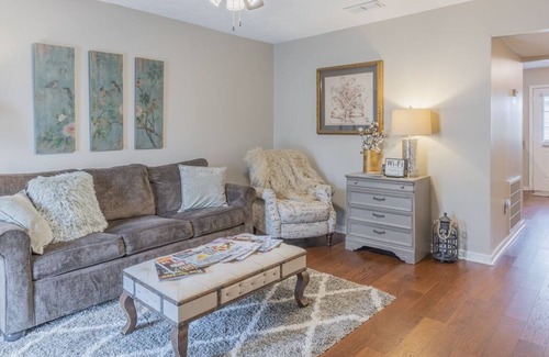 Starkville House | Home away from home -- centrally located, newly renovated!