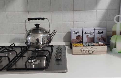Cremnago House | Home & Breakfast "La Madonnina" CIN:IT013136C29HQUKBX8 CIR:013136-CNI-00001
