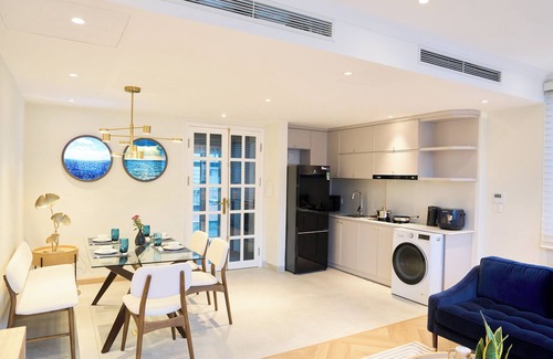 French Quarter Apartment | Home by La Sinfonía Tông Đản